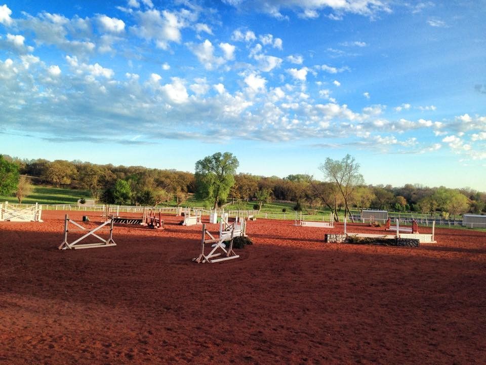 Cadence Equestrian Center - Horse Boarding Farm in Edmond, Oklahoma