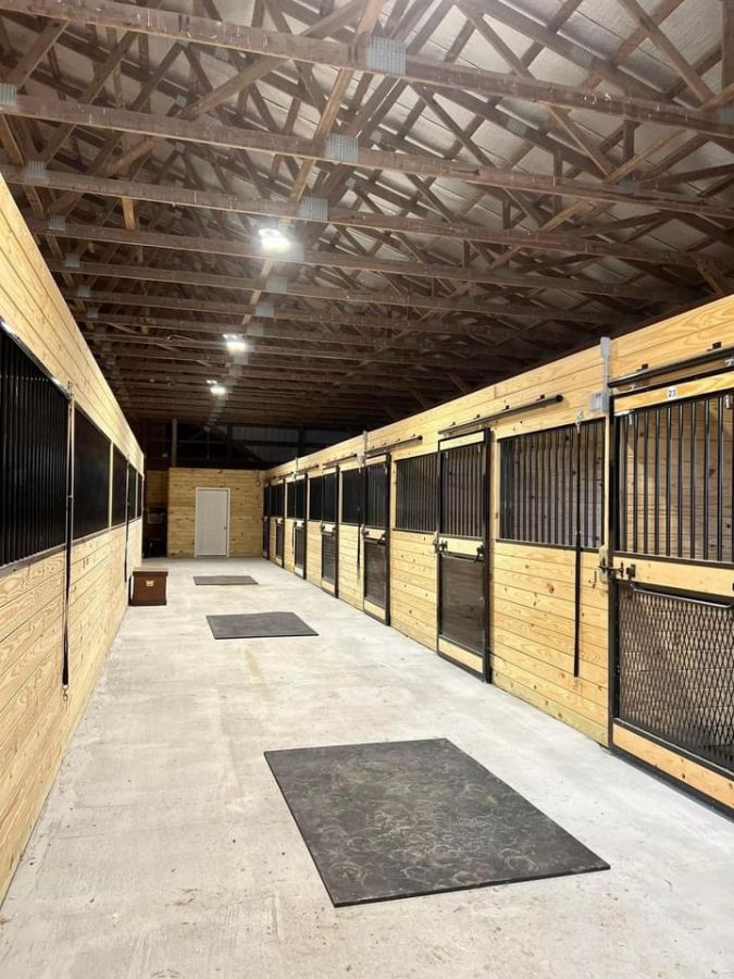 Visit Magnolia Creek Stables