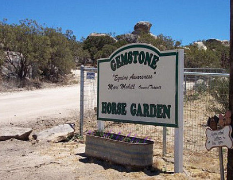 Visit Gemstone Horse Garden