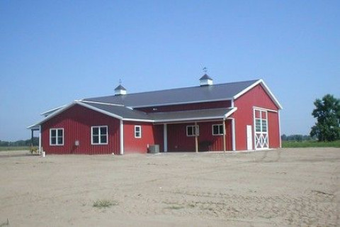 Pacemaker Buildings - Barn Construction Contractor in