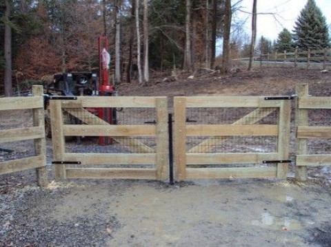 Visit Mountain Top Fencing, LLC