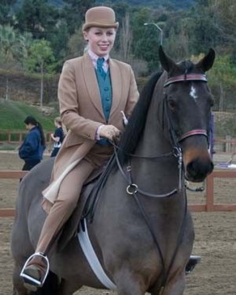 Visit Bennett Farms at the Los Angeles Equestrian Center
