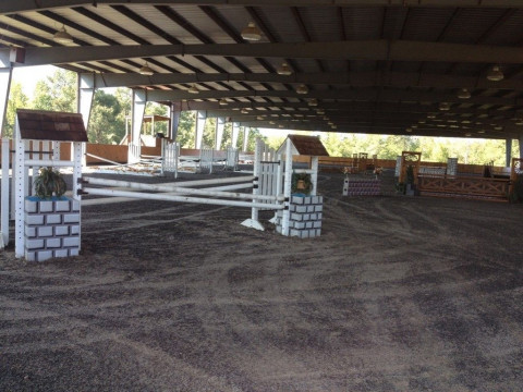 Visit Willow Dell Equestrian Center