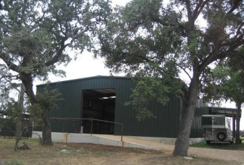Visit Rock-N-Oaks Stables, LLC