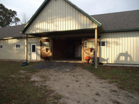 Visit Cedar Meadow Stables