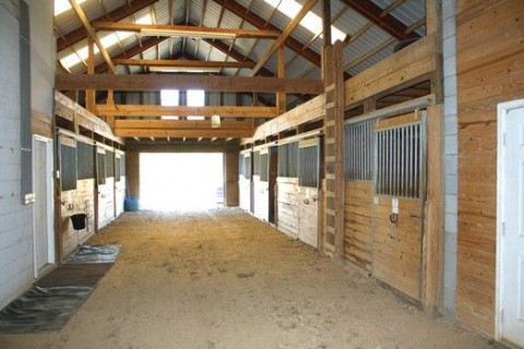 Visit Peoples Creek Equestrian