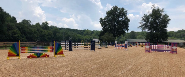 Visit Hunters Glen Equestrian Center