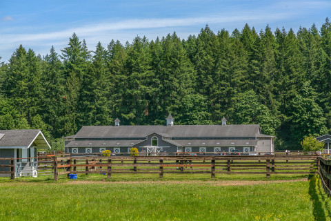 Visit Smokey Wood Farm