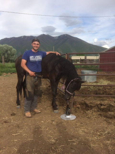 Visit Colt Thomas Horseshoeing