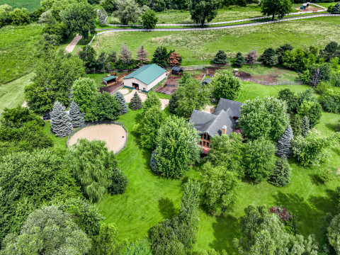 Visit 5 ACRE FARMETTE; LOG HOME AND BARN - THE PERFECT SECLUDED HORSE PROPERTY!