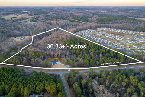 Visit Nearly New Home on 36+ acres