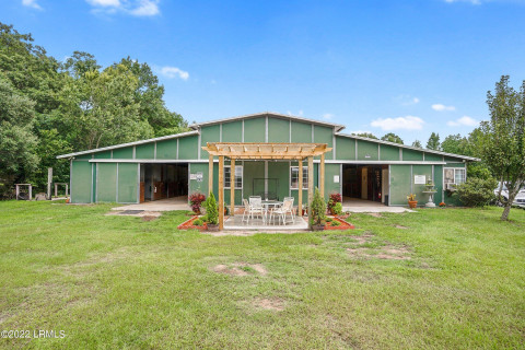 Visit Deep Sigh Equestrian Center