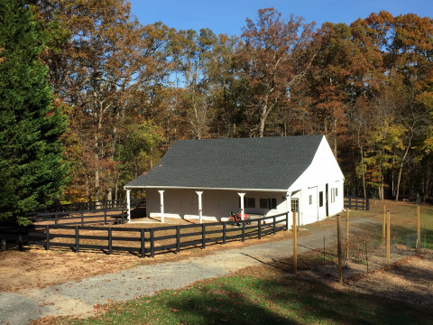 Visit Hidden Oaks Stable