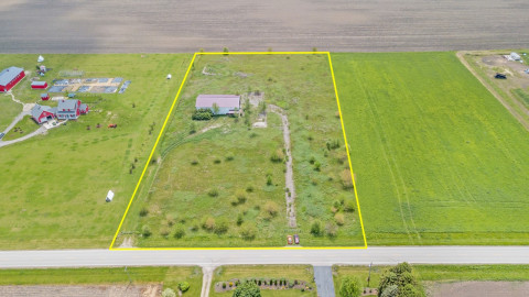 Visit 5 ACRES WITH OUTBUILDING- ZONED AGRICULTURE!