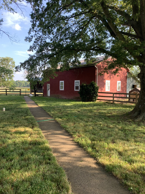 Visit Grassy Knoll Farm