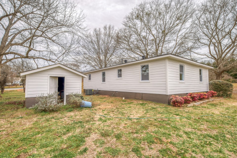 Visit Lease-3/2 Home with 4 Stalls