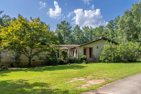 Visit 4 BD Home with Acreage-Sparta, GA