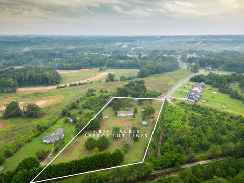 Visit Mini-Farm on 3+ acres in Madison