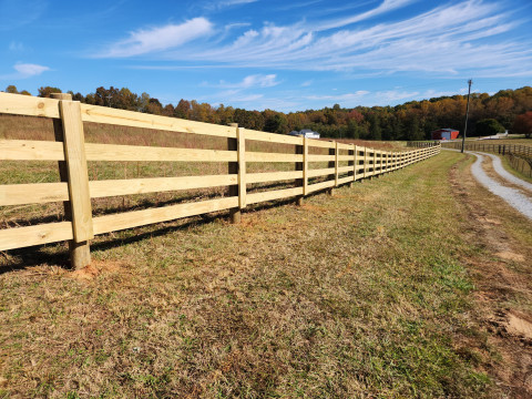Visit Creekside Farm Fence LLC