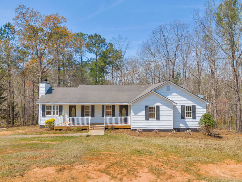 Visit Newly Remodeled on 2 acres