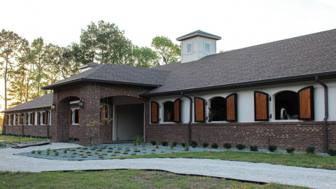 Visit Riviere Equestrian Farm