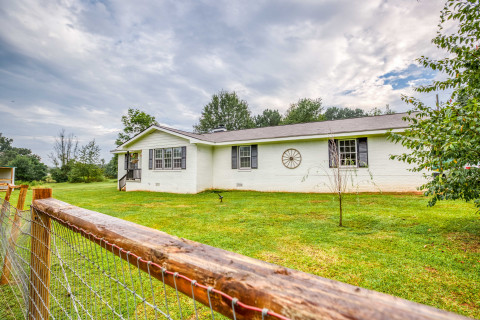 Visit Beautiful minifarm on 3+ acres