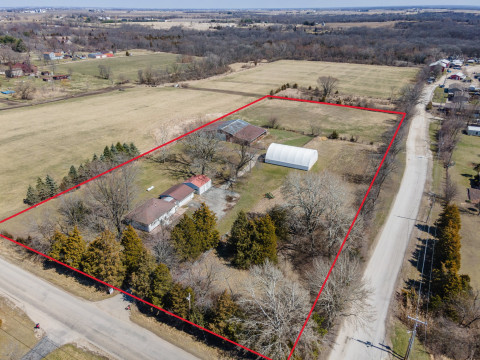 Visit Just Listed - 5 Acre Perfect Starter Farm!