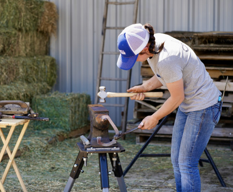 Visit Arrowwood Farrier Service