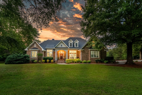 Visit Beautiful home on 15 acres