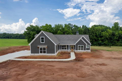 Visit ranch-style retreat nestled on 7.59 acres