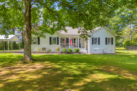 Visit Beautifully renovated home on 2 acres
