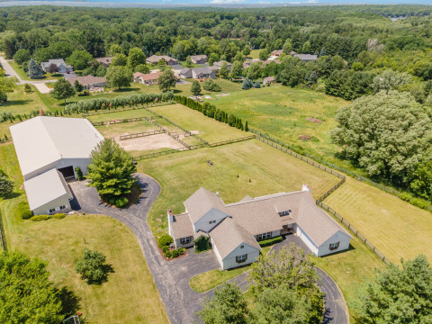 Visit EXQUISITE 5 ACRE EQUESTRIAN ESTATE